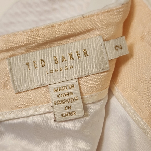 Ted Baker London Sumna Textured Skater Mini White Skirt Size 2 - Picture 2 of 6